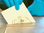 Im Haus der Familie Davidson finden die Ermittler einen Fu&szlig;abdruck. Ist es der des M&ouml;rders?