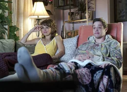 Marisa Tomei (Margie Carlin), Pete Davidson (Scott Carlin).