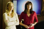(Jennifer Jareau ) A.J. COOK, Paget Brewster (PAGET BREWSTER)
