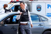 Detective Frank Cosgrove (Jeffrey Donovan)