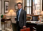 EADA Nolan Price (Hugh Dancy)