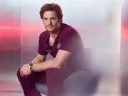 Dr. Will Halstead (Nick Gehlfuss)