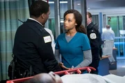 Yaya DaCosta as April Sexton