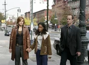 W & ORDER: SPECIAL VICTIMS UNIT -- NBC Series -- "Storm" -- Pictured: (l-r) Mariska Hargitay as Det. Olivia Benson, Keke Palmer as Tasha Wright, Christopher Meloni as Det. Elliot Stabler.