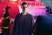 Wer ist schuld an der Explosion eines Imbisswagens, bei dem der Koch get&ouml;tet wurde? Don Flack (Eddie Cahill) sucht am Tatort nach m&ouml;glichen Hinweisen und nach Zeugen.