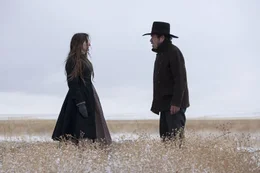 L-R: Arabella Sours (Grace Gummer); George Briggs (Tommy Lee Jones)