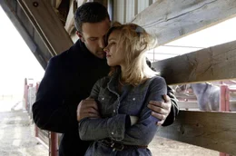 Neil (Ben Affleck) hat eine Aff&auml;re mit seiner Jugendfreundin Jane (Rachel McAdams) begonnen.