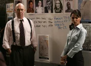 L-R: Capt. Donald Cragen (Dann Florek), Detective Millie Vizcarrondo (Paula GarcÈs)