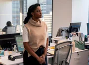 Julia McAllister (Emma Van Lare)