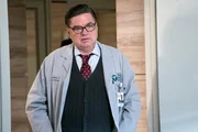 -- "White Butterflies" Episode 222 -- Pictured: Oliver Platt as Daniel Charles.