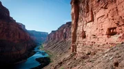 Die Nankoweap Kornspeicher gehören zu den Überbleibseln menschlicher Siedlungen im Grand Canyon. Die ältesten gefundenen menschlichen Gegenstände sind annähernd 12.000 Jahre alt und stammen aus der paleoindianischen Zeit.