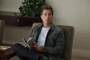 Owen Strand (Rob Lowe) Owen Strand (Rob Lowe)