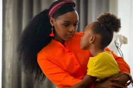 L-R:Veronica / Eden (Janelle Mon&aacute;e) und Kennedi (London Boyce)