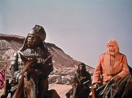 Ziehen in den Krieg gegen die Menschen der "Verbotenen Zone": der Gorillageneral General Ursus (James Gregory, l.) und Dr. Zaius (Maurice Evans, r.)
