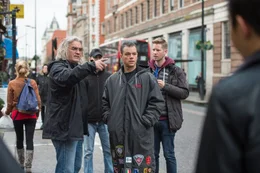 L-R: Paul Greengrass und Jason Bourne (Matt Damon)