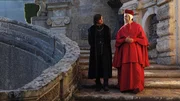 Lorenzo de' Medici (Daniel Sharman, l.) und Pope Innocent VIII (Neri Marcor&egrave;, r.)
