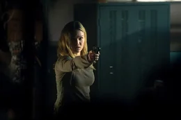 Nicky Parsons (Julia Stiles)