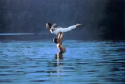 &Uuml;ben f&uuml;r den gro&szlig;en Abend: Frances (Jennifer Grey) und Johnny (Patrick Swayze).