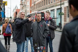 L-R: Paul Greengrass und Jason Bourne (Matt Damon)