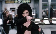 Serleena (Lara Flynn Boyle)