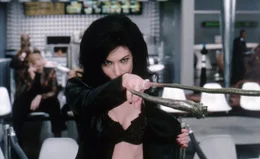 Serleena (Lara Flynn Boyle)