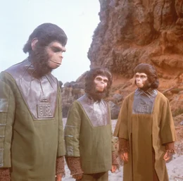 v.li.: Cornelius (Roddy McDowall), Lucius (Lou Wagner), Zira (Kim Hunter)