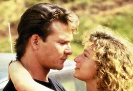 Die anf&auml;ngliche schlechte Laune von Frances (Jennifer Grey) verfliegt schnell, als sie den knackigen Tanzlehrer Johnny (Patrick Swayze) kennen lernt!