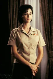 Sarah MacKenzie (Catherine Bell)
