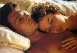 Frances (Jennifer Grey) und Tanzlehrer Johnny (Patrick Swayze) haben sich Hals &uuml;ber Kopf verliebt.