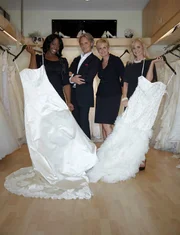 (v.l.n.r.) Flori Waters, Monte Durham, Lori Allen und Robin Gibbs in "Mein perfektes Hochzeitskleid! - Atlanta".