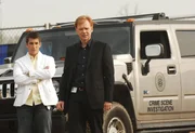Auf Dominic Whitford, einen reichen Bauunternehmer, wird während des Charity-Events seiner Frau Ashley, ein tödlicher Mordanschlag verübt. Horatio Caine (David Caruso, r.) und Ryan Wolfe (Jonathan Togo, l.) versuchen alles, um den Täter zu fassen ... Auf Dominic Whitford, einen reichen Bauunternehmer, wird während des Charity-Events seiner Frau Ashley, ein tödlicher Mordanschlag verübt. Horatio Caine (David Caruso, r.) und Ryan Wolfe (Jonathan Togo, l.) versuchen alles, um den Täter zu fassen ...