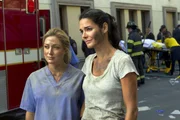 Wie könnte es zu den verheerenden Bauschäden am Theater kommen? Det. Jane Rizzoli (Angie Harmon, r.) und Dr. Maura Isles (Sasha Alexander) ermitteln. Wie könnte es zu den verheerenden Bauschäden am Theater kommen? Det. Jane Rizzoli (Angie Harmon, r.) und Dr. Maura Isles (Sasha Alexander) ermitteln.