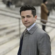 "The Sovereigns" – Bull mounts the defense of an idealistic state judge, Judge Duggan (Kelcy Griffin), who’s on trial for obstruction of justice after she helped a trial witness evade federal arrest in her courtroom. During voir dire, Benny looks for jurors who believe the law is open to interpretation. Pictured: Freddy Rodriguez as Benny Colón.