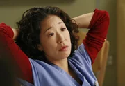 Cristina (Sandra Oh) will nicht länger in Burkes Wohnung leben und bietet sie Webber an, der sich mitten in seiner Scheidung befindet ... Cristina (Sandra Oh) will nicht länger in Burkes Wohnung leben und bietet sie Webber an, der sich mitten in seiner Scheidung befindet ...