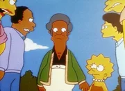 Alle freuen sich, dass Apu (Mi.) nicht als Ausländer abgeschoben wird. Alle freuen sich, dass Apu (Mi.) nicht als Ausländer abgeschoben wird.