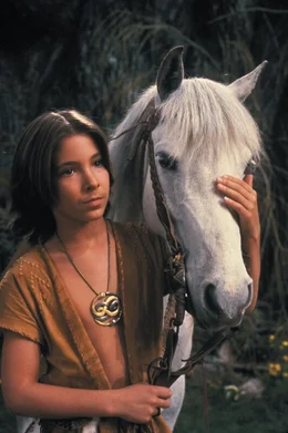 Mit seinem geliebten Pferd Artax macht sich der Indianerjunge Atreju (Noah Hathaway) auf eine gef&auml;hrliche Reise ...