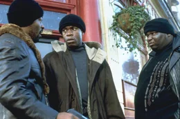 L-R: Vinny (Robbie Gee), Sol (Lennie James), Ewen Bremner (Mullet)