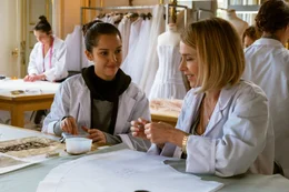 L-R: Jade (Lyna Khoudri), Catherine (Pascale Arbillot)