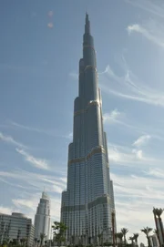 Dubai, United Arab Emirates: The Burj Khalifa is the tallest manmade structure in the world, at 829.84 m (2,723 ft). Dubai, United Arab Emirates: The Burj Khalifa is the tallest manmade structure in the world, at 829.84 m (2,723 ft).