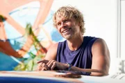 Eric Christian Olsen (Investigator Martin ‚Marty‘ Deeks). Eric Christian Olsen (Investigator Martin ‚Marty‘ Deeks).