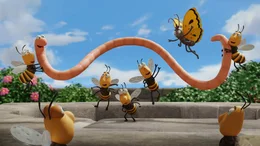 Die Bienen waren etwas schlapp, doch Superwurm bringt sie auf trabb!