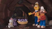 Ernie und Bert haben gerade ein Picknick im Wald gemacht, als Ernie bemerkt, dass irgendjemand Tunnel um sie herum gr&auml;bt.