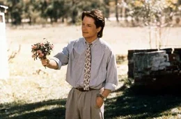Auf dem Weg zu seiner neuen Arbeit wird Dr. Benjamin Stone (Michael J. Fox) aufgrund eines Autounfalls in einem Provinznest festgehalten. Nicht nur seine Hilfe als Arzt ist gefragt, sondern er verliebt sich auch noch in eine Krankenwagenfahrerin.