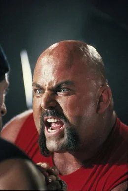 Bob "Bull" Hurley (Rick Zumwalt)