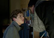 Sŕndor (Lennart König, re.) bezeichnet im Vollrausch seinen besten Freund Tamas (Edzard Ehrle, li.) als Verräter. Sŕndor (Lennart König, re.) bezeichnet im Vollrausch seinen besten Freund Tamas (Edzard Ehrle, li.) als Verräter.