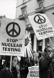 Demonstrators outside the French Embassy in London protesting against French nuclear testing in the Pacific, 5th September 1995. (Photo by Steve Eason/Hulton Archive/Getty Images)