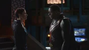 Alex Danvers alias Sentinel (Chyler Leigh, l.); Hank Henshaw alias J'onn J'onzz (David Harewood, r.)