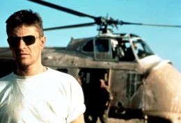 Terrorist Sean Miller (Sean Bean) in den F&auml;ngen seiner Widersacher ...