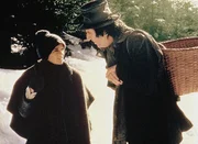 Der Bauernbub Peter (Harald Gauster, li. mit Herbert Fux, re.) waechst in der Abgeschiedenheit seiner steirischen Heimat auf.