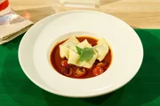 Tagesmotto "Kindheitserinnerungen": Tortellini mit Spinat-Füllung und Tomatensauce von Maren Janich